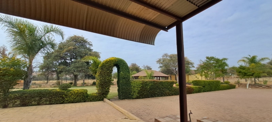 4 Bedroom Property for Sale in Modderfontein A H North West